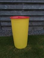 Plastic ton met deksel., Tuin en Terras, Tuinvazen, Ophalen