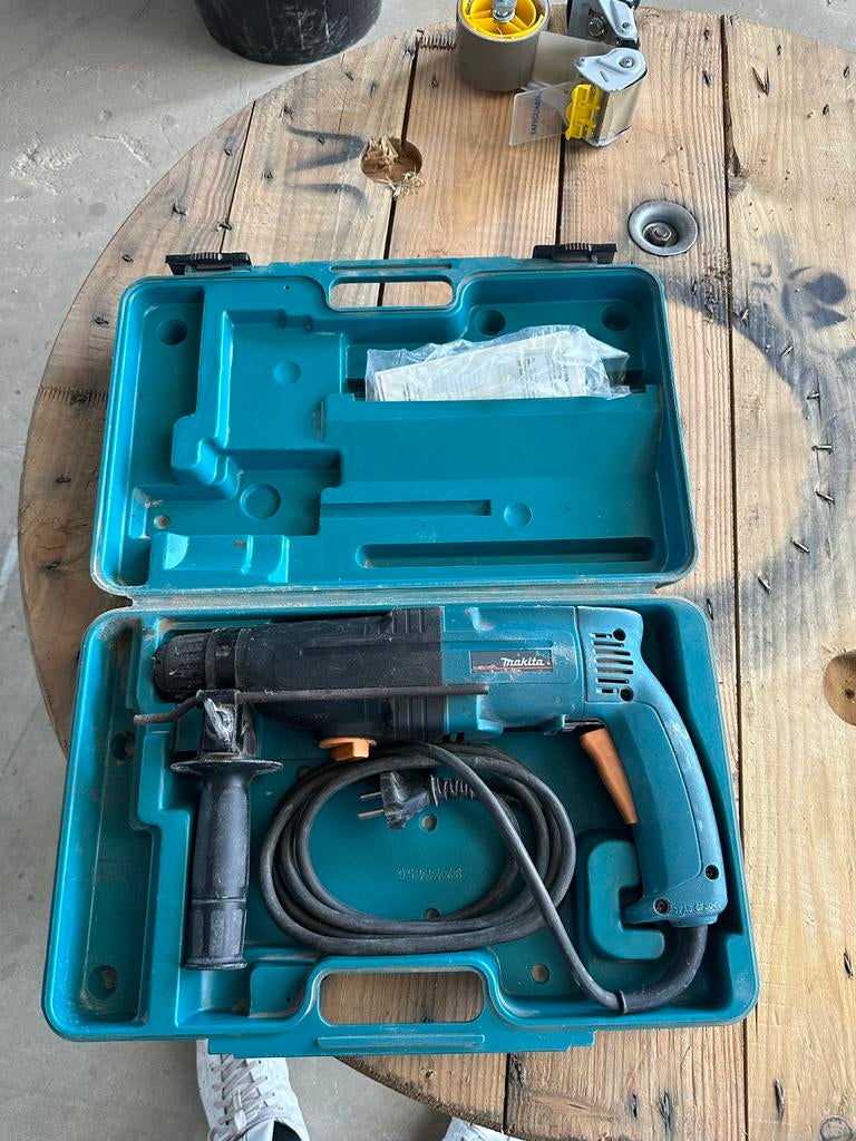 Klopboormachine van makita - SDS kop, Doe-het-zelf en Bouw, Ophalen, Zo goed als nieuw, Boormachine