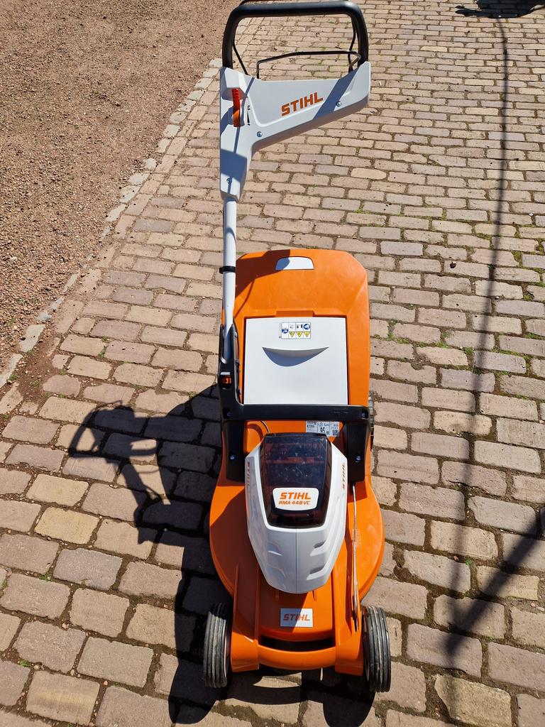 Stihl accu grasmaaier met AP 500 accu, Tuin en Terras, Grasmaaiers, Ophalen, Cirkelmaaier, Stihl, Accu-grasmaaier