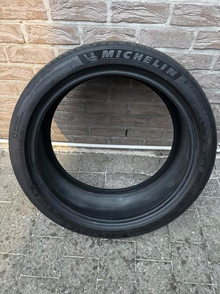 Michelin banden 20 duim 245/40 R20 99Y, Autos : Pièces & Accessoires, Pneus & Jantes, Pneu(s), Pneus été, 20 pouces, 245 mm, Véhicule de tourisme