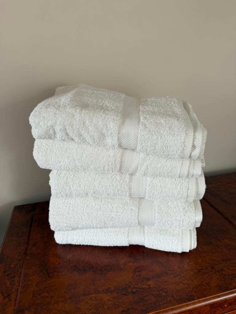 De witte lietaer luxe handdoeken 540gr/m2 100 w 150, Huis en Inrichting, Badkamer | Badtextiel en Accessoires, Nieuw, Wit, Ophalen of Verzenden