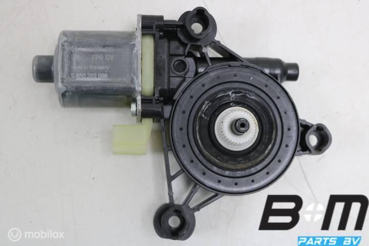 Raammotor rechtsachter Audi A3 8V Facelift 5Q0959802, Gebruikt