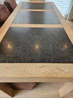 Robuste eettafel, Ophalen