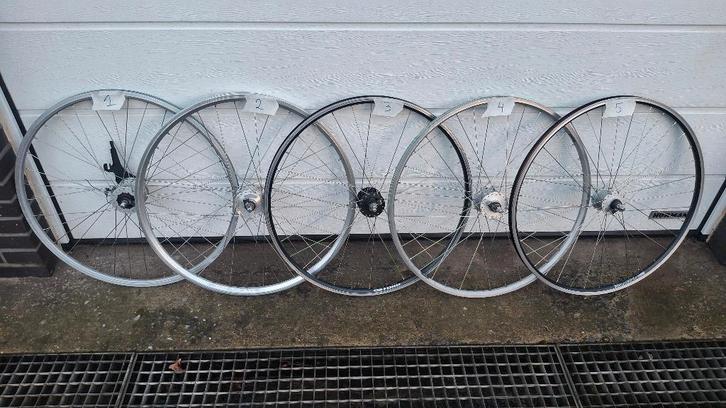 28" alu. voorwiel SHIMANO NAAFDYNAMO fietswiel voorwiel velo, Fietsen en Brommers, Fietsonderdelen, Zo goed als nieuw, Wiel, Aluminium