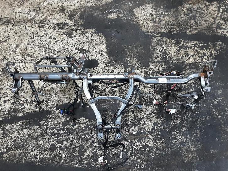 CADRE DE TABLEAU DE BORD Mini Clubman (F54), Autos : Pièces & Accessoires, Suspension & Châssis, Mini, Utilisé