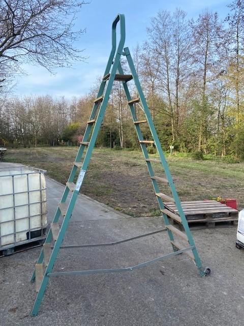 ESCABEAU, ENTREPÔT, HAUTEUR LIBRE DE 2,35 M, Bricolage & Construction, Échelles & Escaliers, Comme neuf, Échelle, 2 à 4 mètres