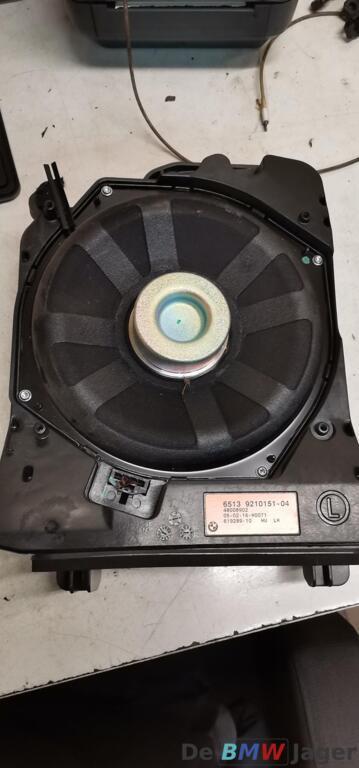 Harman Kardon Subwoofer Bas links F30 F31 F32 65139210151, Gebruikt, Ophalen of Verzenden, BMW, BMW