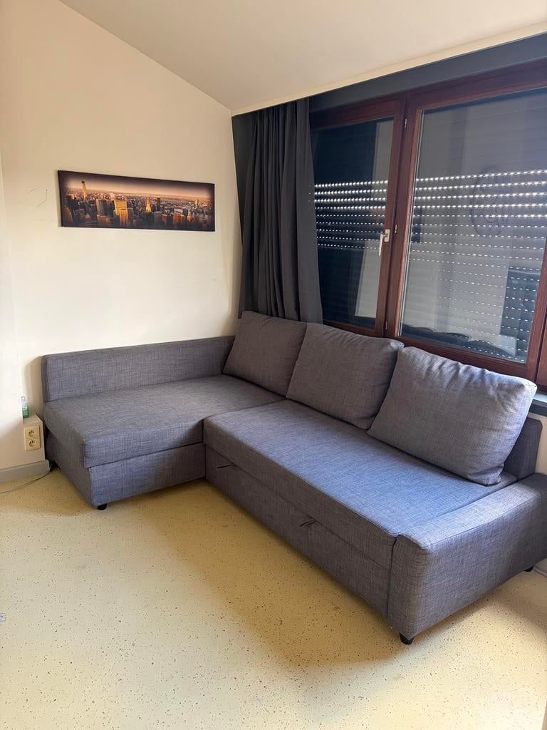 Grijze hoekzetel/slaapbank Friheten van IKEA, Huis en Inrichting, Zetels | Complete zithoeken, Gebruikt, Stof, Ophalen