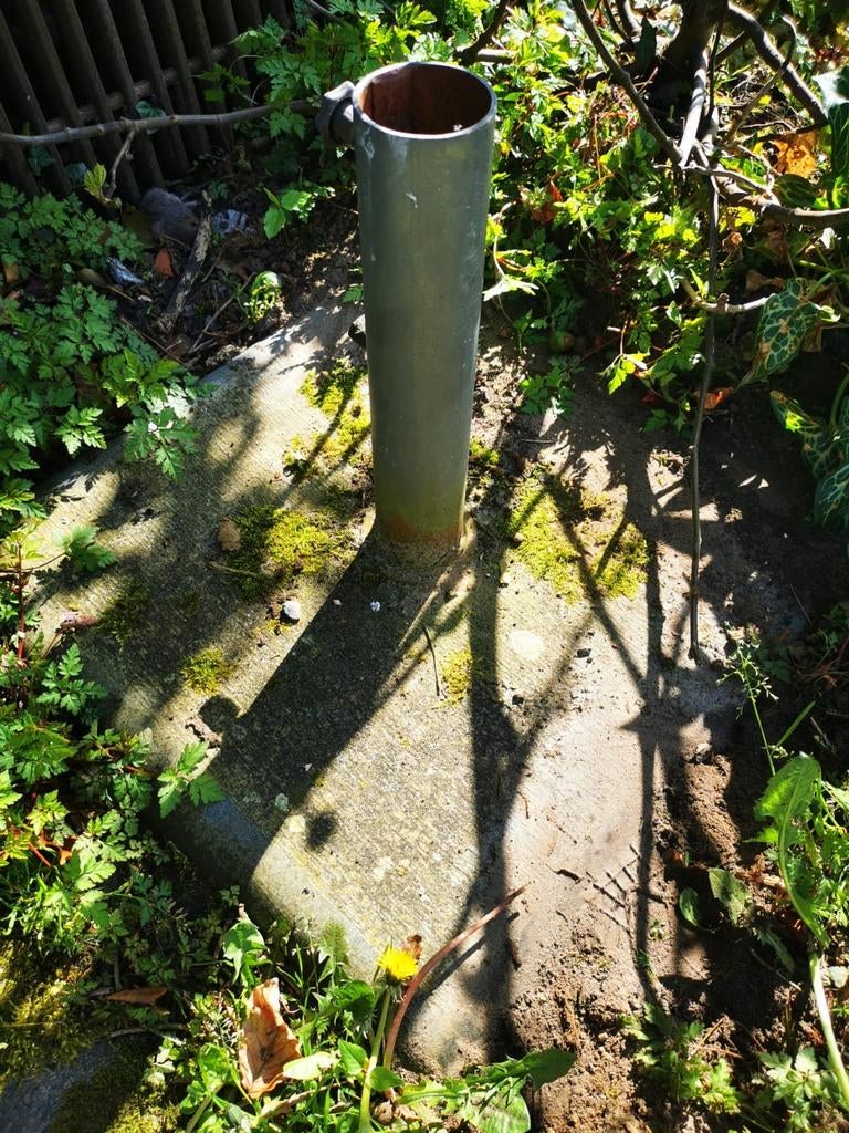 Zware stenen parasolvoet, Ophalen, Parasolvoet