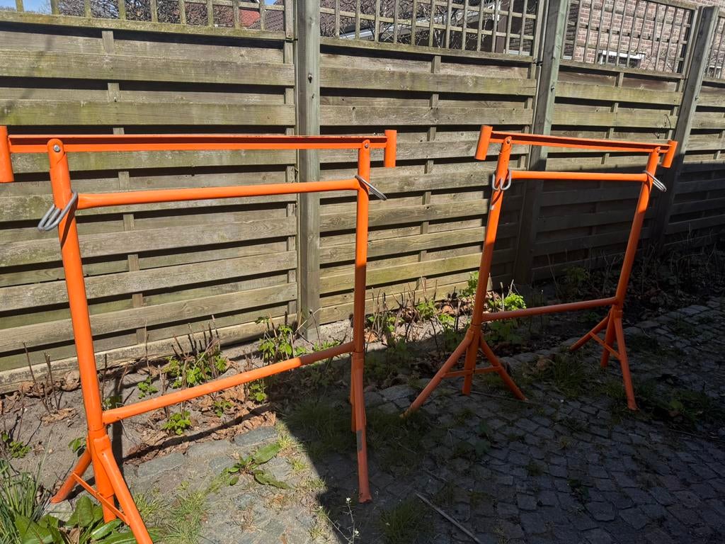 2 bouw stijgers, Ophalen, Zo goed als nieuw