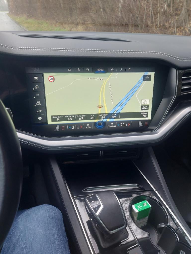 A vendre, Autos, Volkswagen, Particulier, Touareg, Caméra 360°, 4x4, ABS, Caméra de recul, Phares directionnels, Régulateur de distance