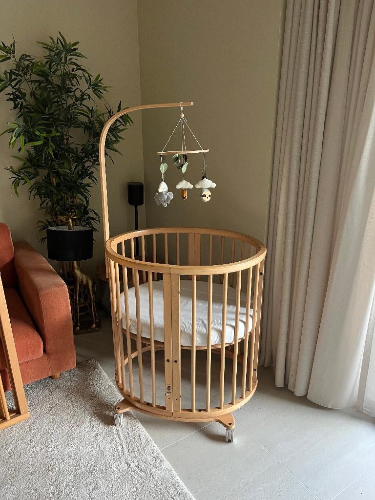 Stokke Sleepi Mini + uitbreidingsset en accessoires, Ophalen, Gebruikt, Ledikant