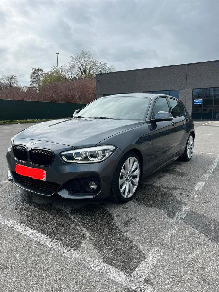 BMW 118D / 2016 / 176000km / Full Pack M / CT et IMMAT OK, Auto's, BMW, Particulier, Isofix, Alcantara, Ophalen