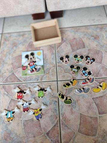 Puzzle Mickey disponible aux enchères