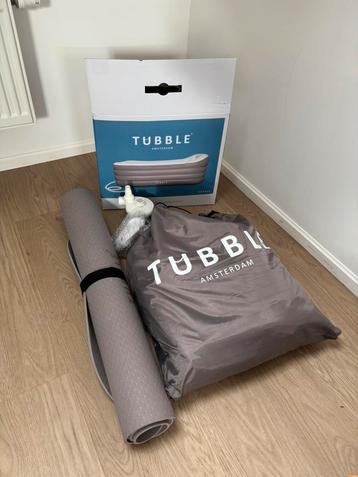 Opblaasbad tubble royale in nieuwstaat inclusief pomp en mat beschikbaar voor biedingen