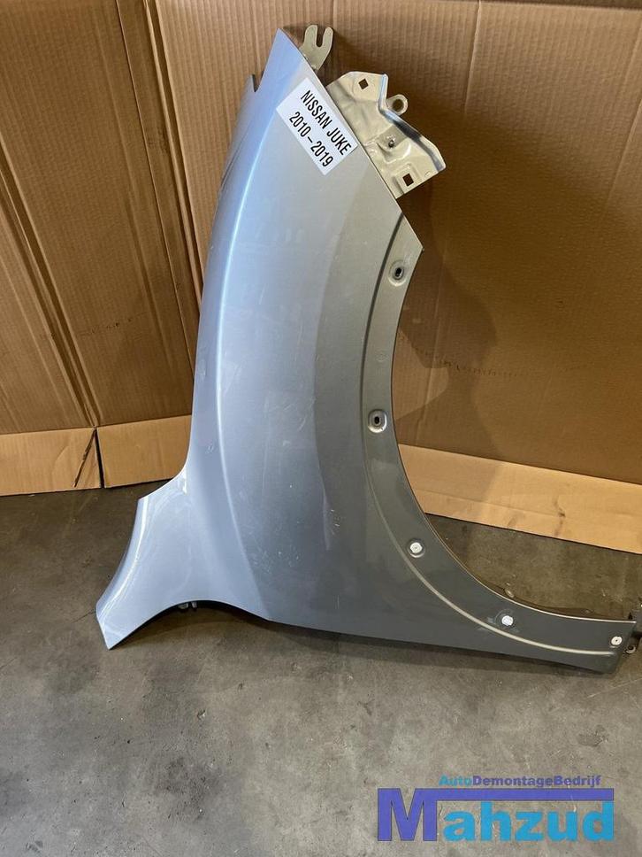 NISSAN JUKE F15 Rechts zilver grijs voorscherm scherm 2010-2, Auto-onderdelen, Carrosserie, Spatbord, Nissan, Gebruikt, Ophalen