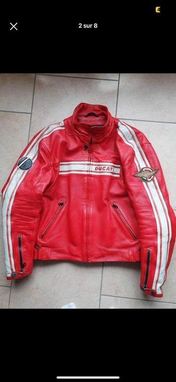 Dainese Ducati cuir XL 52, Motoren, Kleding | Motorkleding, Ophalen of Verzenden