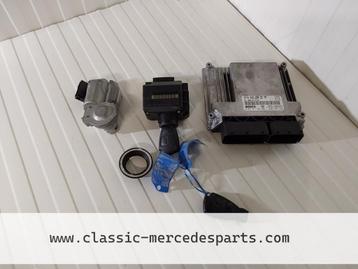 Contactslot set met ECU Mercedes W211 E-klasse 220CDI Statio disponible aux enchères