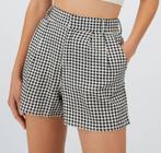 Nieuwe short dames maat 38, merk Stradivarius, Taille 38/40 (M), Stradivarius, Enlèvement ou Envoi, Neuf