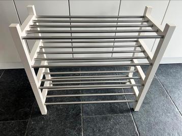 Schoenenrek beschikbaar voor biedingen