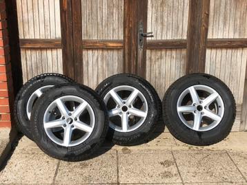 Winterbanden + aluminium velgen beschikbaar voor biedingen