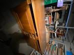 Armoire en bois, Ophalen