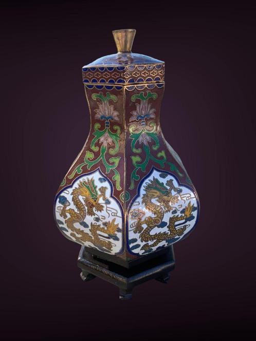 Potiche en émaux cloisonnés à décor dragon et fleur de lotus, Antiquités & Art, Antiquités | Vases, Enlèvement ou Envoi
