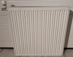 Radiateur chauffage central avec vanne thermostatique 7070, Ophalen, 30 tot 80 cm, Radiator, Zo goed als nieuw