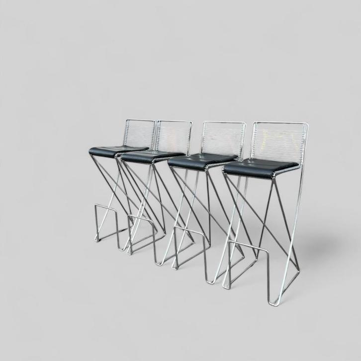 Kruezschwinger Barstools, Till Behrens for Schlubach, Huis en Inrichting, Barkrukken, Zo goed als nieuw, Ophalen