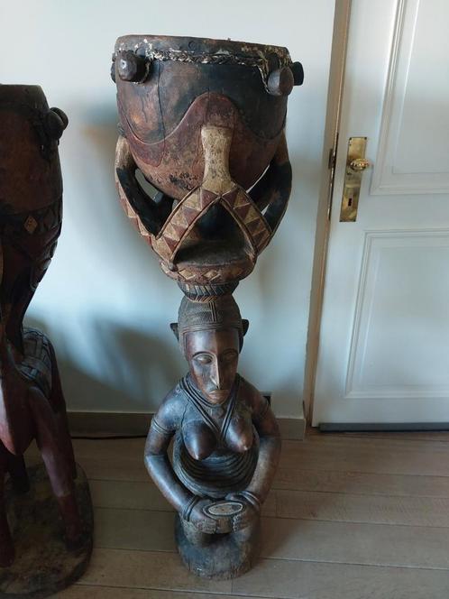 Twee Afrikaanse trommels, Antiek en Kunst, Kunst | Niet-Westerse kunst, Ophalen of Verzenden