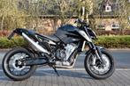 KTM - DUKE 890 - NIEUWSTAAT !!!, Motoren, 2 cilinders, Motorrijbewijs A, Bedrijf, Meer dan 35 kW