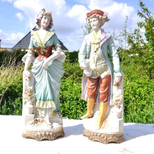 splendide paire de statues en biscuit 19eme circa 1870, Antiquités & Art, Antiquités | Autres Antiquités, Enlèvement ou Envoi