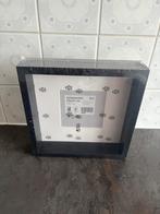 Cadre, Enlèvement, Comme neuf