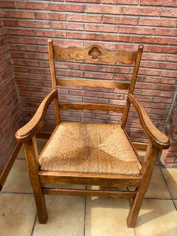 Te koop 2 mooie Franse grootvader stoelen