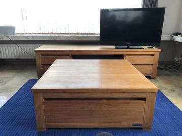 Tv tafel en salontafel beschikbaar voor biedingen