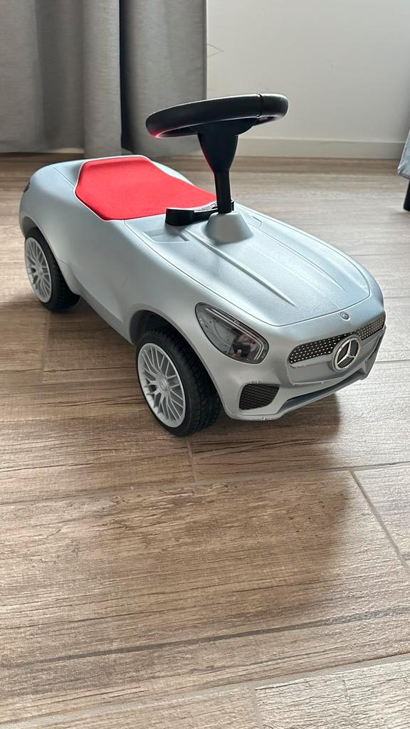 Loopauto Mercedes AMG, Kinderen en Baby's, Speelgoed | Buiten | Voertuigen en Loopfietsen, Zo goed als nieuw, Ophalen