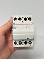 GENERAL ELECTRIC 40 AMP TRIPLE POLE NO CONTACTOR 230V AC DC, Ophalen of Verzenden, Zo goed als nieuw
