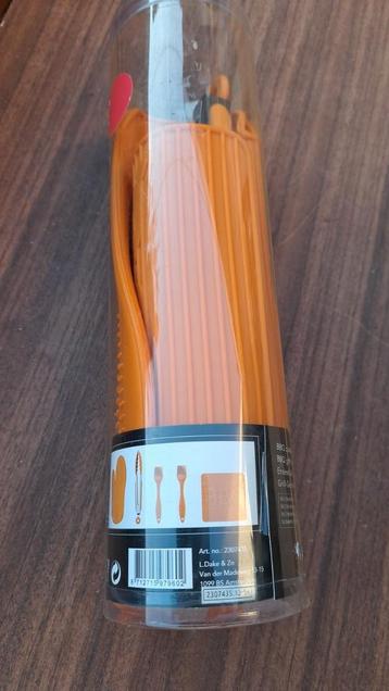 BBQ accessoire set beschikbaar voor biedingen
