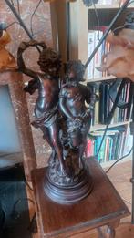 Lampe statue d'Auguste Moureau, Enlèvement