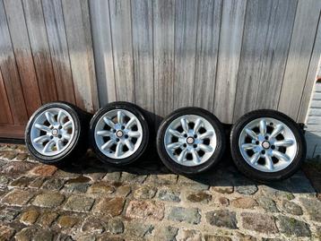 Classic Mini Sportspack velgen met banden beschikbaar voor biedingen