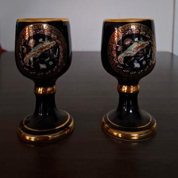 2 Griekse vaasjes/kelkjes - handgemaakt met 24K gouddecor beschikbaar voor biedingen