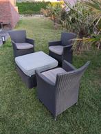 Loungeset met kussens en bijhorende bijzettafel, Ophalen, Bijzettafel, 3 zitplaatsen, Zo goed als nieuw