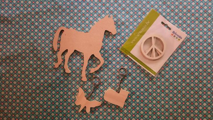 Set van DECOPATCH-vormen om aan te passen 🐴, Hobby en Vrije tijd, Knutselen, Zo goed als nieuw, Ophalen of Verzenden