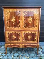 Sierlijke Louis XV kast met inleg, Antiek en Kunst, Ophalen