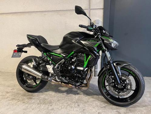 Kawasaki Z650 A2 35kW met Arrowuitlaatlijn (bj 2024), Motoren, Motoren | Kawasaki, Bedrijf, Overig, 12 t/m 35 kW