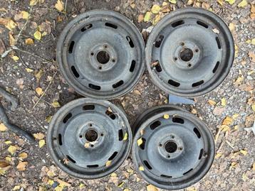 4 Jantes peugeot 307 beschikbaar voor biedingen