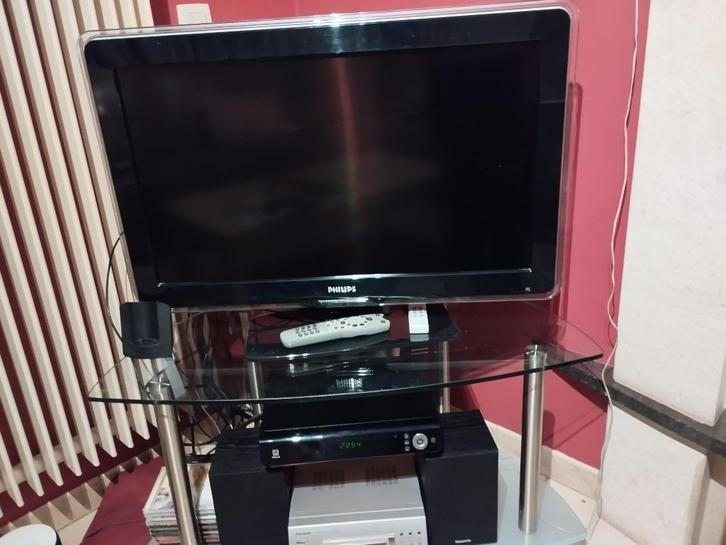 tv toestel merk Philips 32', Audio, Tv en Foto, Televisies, Gebruikt, LED, 80 tot 100 cm, Philips, 50 Hz, Ophalen
