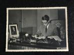 Foto koning Boudewijn, Verzamelen, Ophalen of Verzenden, Zo goed als nieuw, Kaart, Foto of Prent