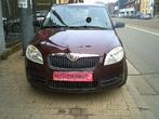 SKODA FABIA 1400CC DIESEL 2010 TRES PROPRE, Auto's, Testrit aan huis, Stof, Bruin, Bedrijf