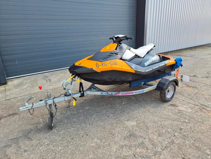 Trottinette aquatique Seadoo Spark 90PK, Sports nautiques & Bateaux, Jet Skis & Scooters de mer, Comme neuf, Enlèvement